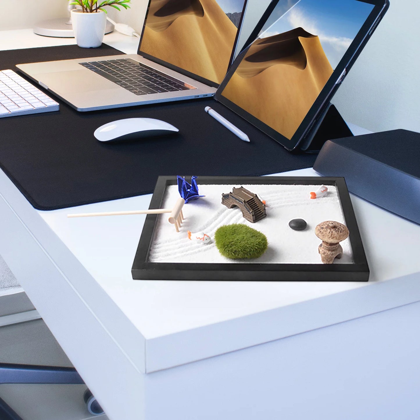 Zen Garden - Tabletop Rock Garden Sandbox For Desktop Meditation