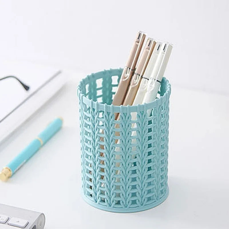 Rattan Plastic Pen Holder