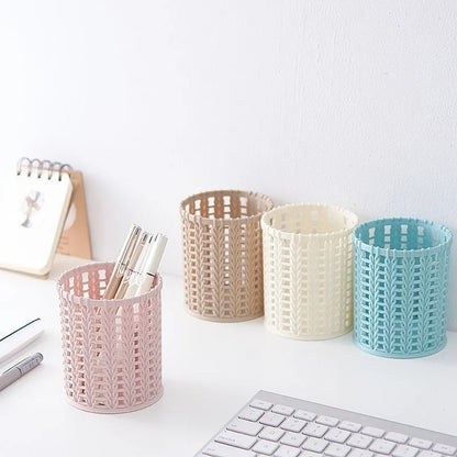 Rattan Plastic Pen Holder