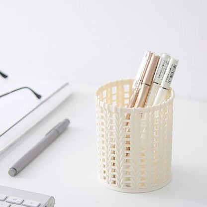 Rattan Plastic Pen Holder